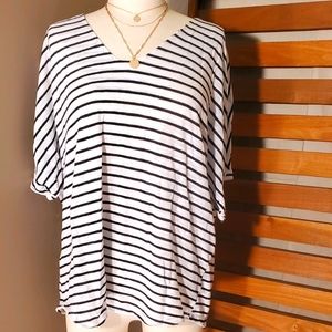SS0328 XL White/black stripes Dolman sleeve Tee